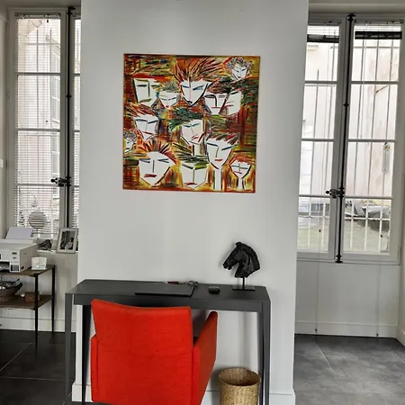 Marais Beaux Volumes Et Clarte Apartment Paris